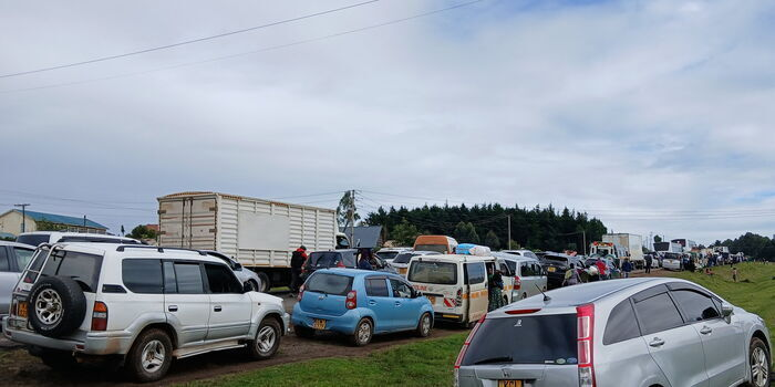 Nightmare on Nairobi-Mai Mahiu Road: Motorists Stranded for 15 Hours in Gridlock