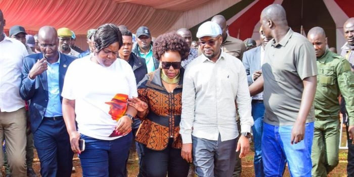Emotions Run High During Public Viewing of Raila’s Body at His Opoda Farm in Bondo