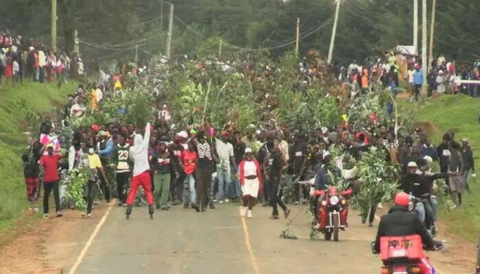 Laikipia University Students Block Nyahururu–Nakuru Highway in Protests Over Colleague’s Death