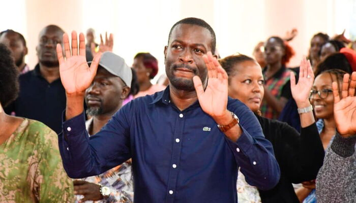 Sifuna’s Linda Mwananchi Rally Briefly Disrupted in Narok as Teargas Canister is Lobbed