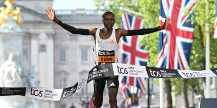 Ruto Fetes Sabastian Sawe Ksh 8M, Brand New Vehicle for Breaking World Marathon Record