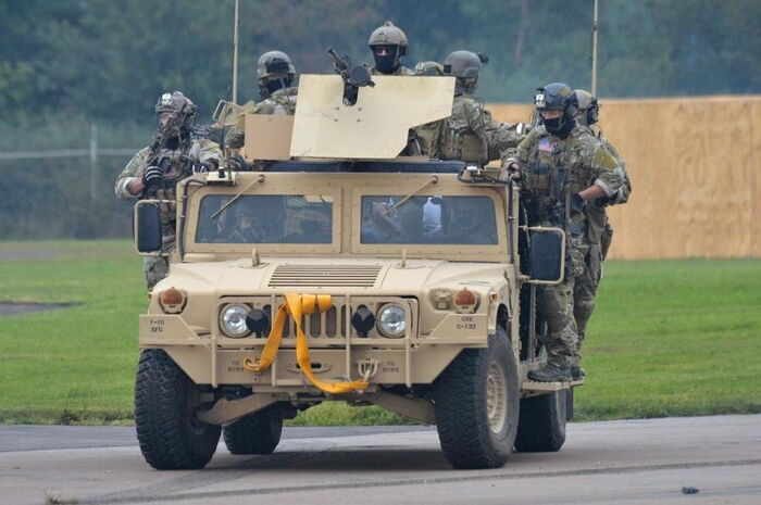 Trump Orders U.S. Military to Set Up Ebola Quarantine Facilities in Kenya Within One Week