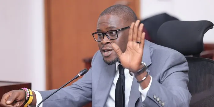 Nairobi to Introduce Registration System and Badges for Street Photographers